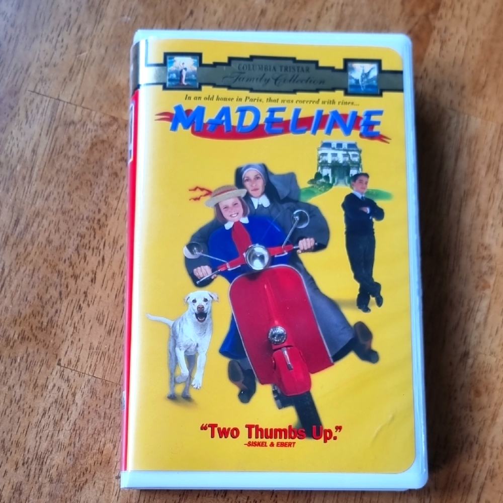 Madeline Movie VHS Movie Clamshell Case Vintage 1998